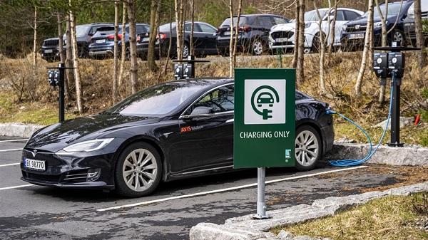 Opladen Noorwegen - bron ANP