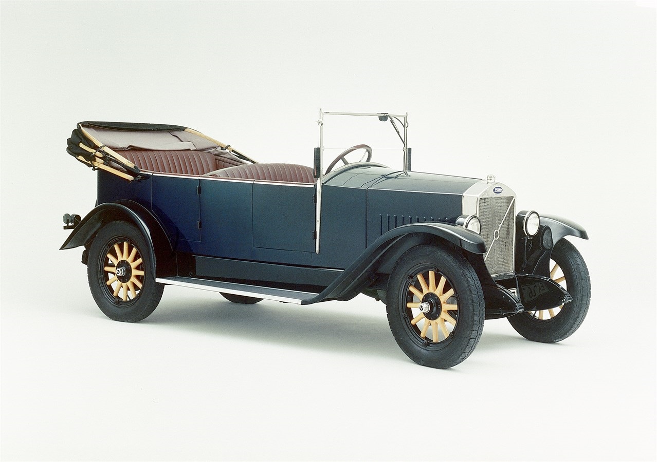 Volvo ÖV 4